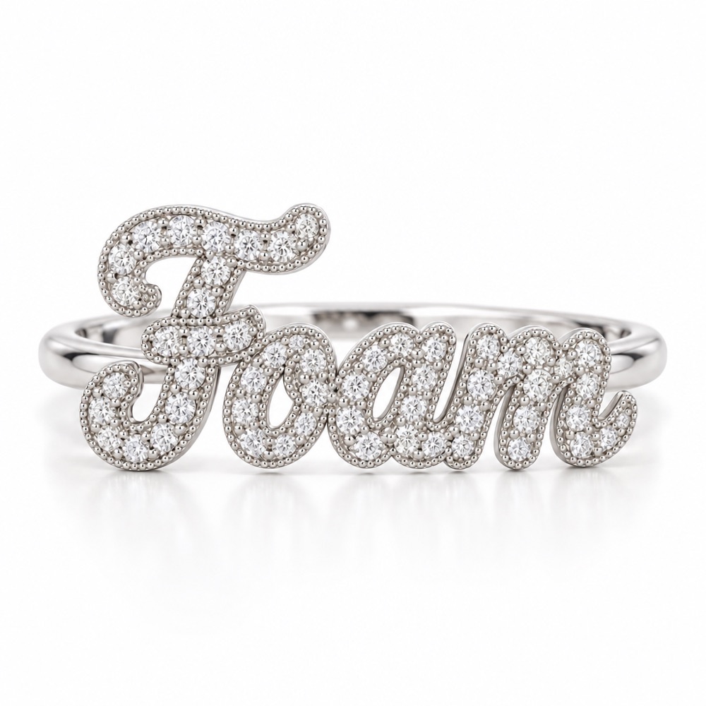 แหวนชื่อ Foam ประดับเพชรแล็บ มุมด้านหน้า