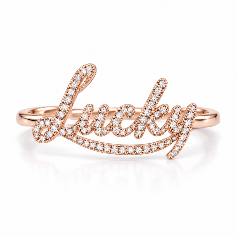 แหวนชื่อ Lucky ประดับเพชรแล็บ มุมด้านหน้า
