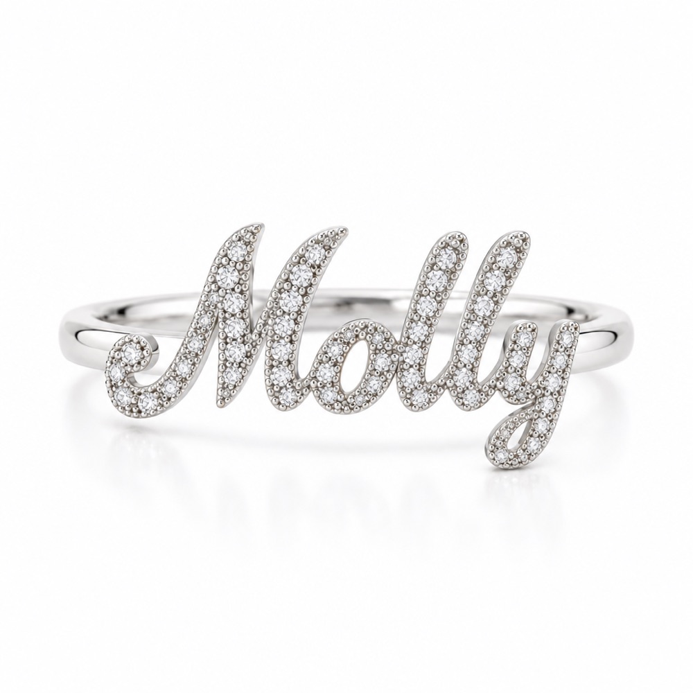 แหวนชื่อ Molly ประดับเพชรแล็บ มุมด้านหน้า