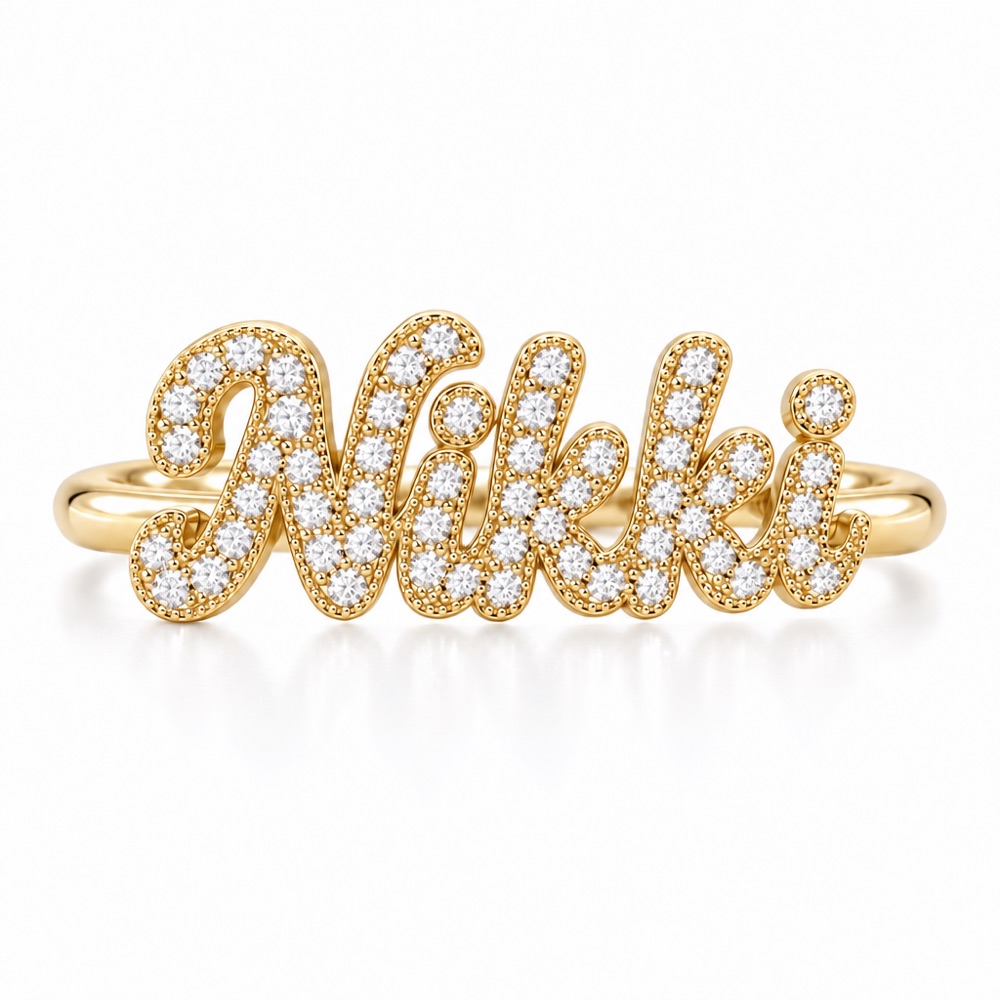 แหวนชื่อ Nikki ประดับเพชรแล็บ มุมด้านหน้า