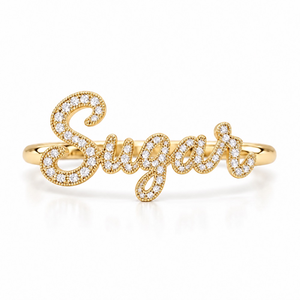 แหวนชื่อ Sugar ประดับเพชรแล็บ มุมด้านหน้า