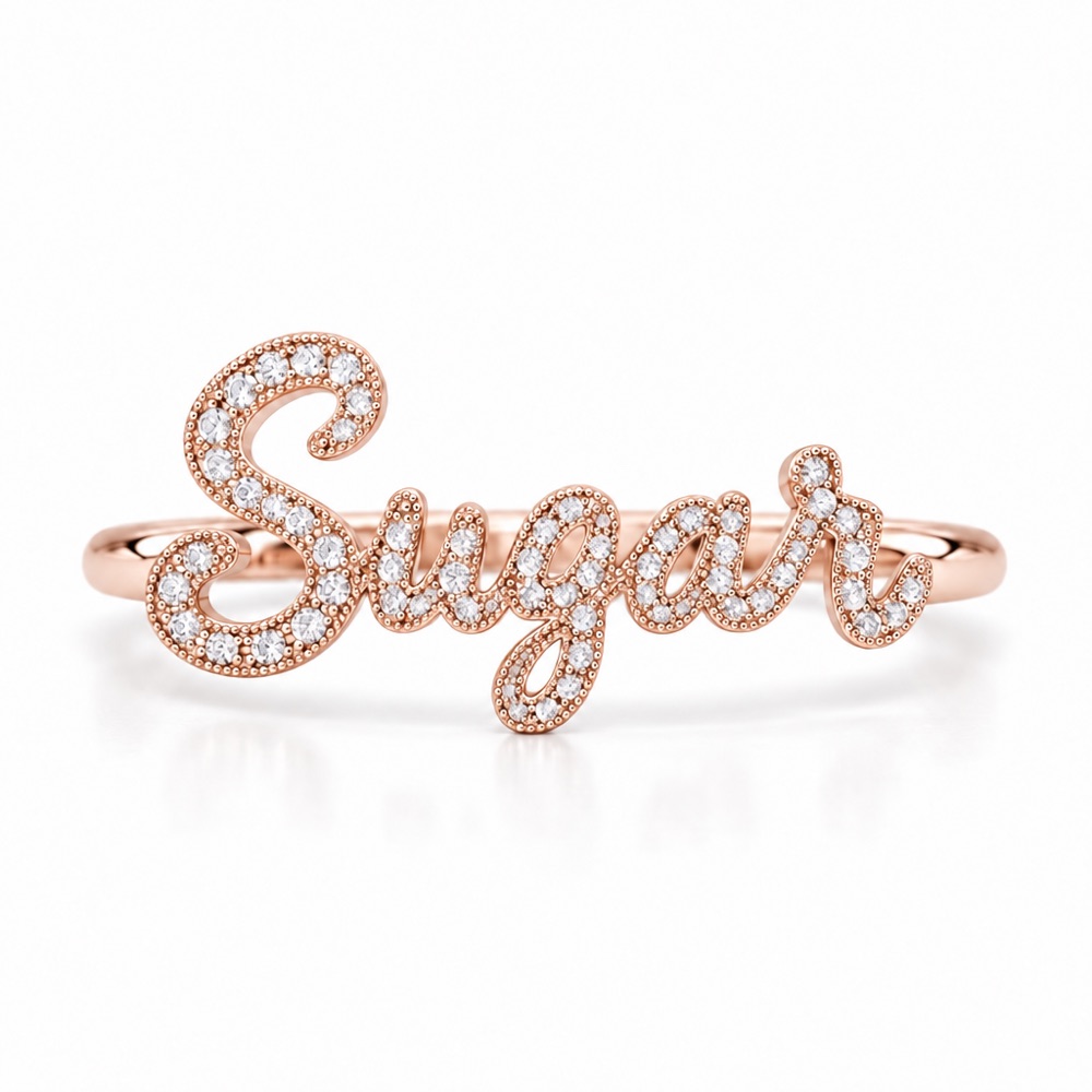 แหวนชื่อ Sugar ประดับเพชรแล็บ มุมด้านหน้า